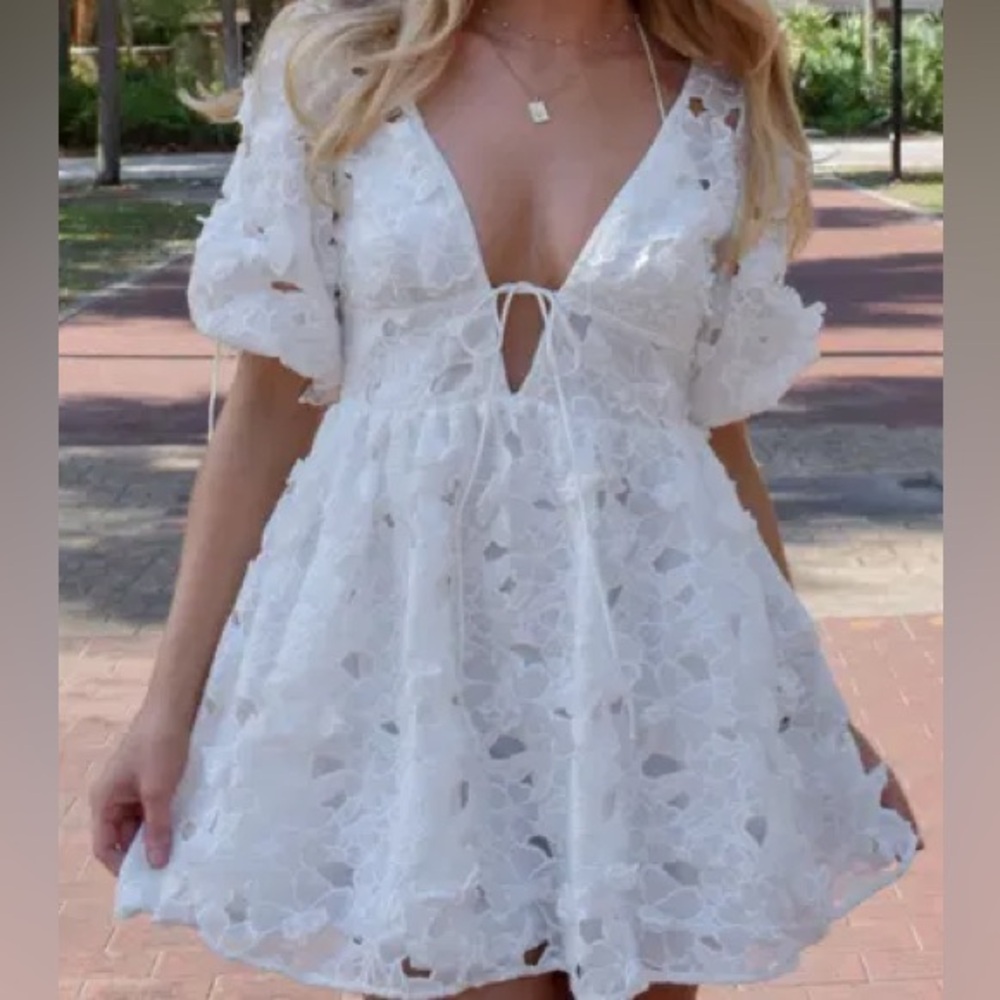 white floral tie front mini dress - Picture 10 of 12
